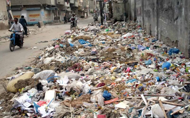 World Bank to give $10 million to help solve Karachi’s waste problem