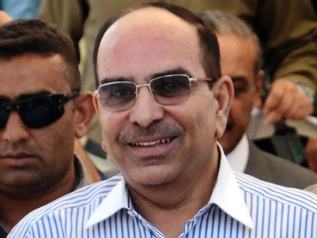 £190 million recovery: TV channel mutes ex-governor upon mentioning Malik Riaz’s name