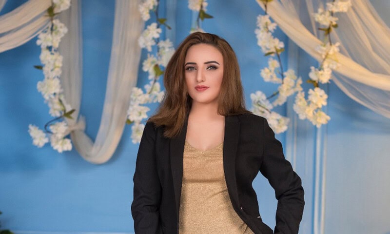 Hareem Shah to make her acting debut on UrduFlix