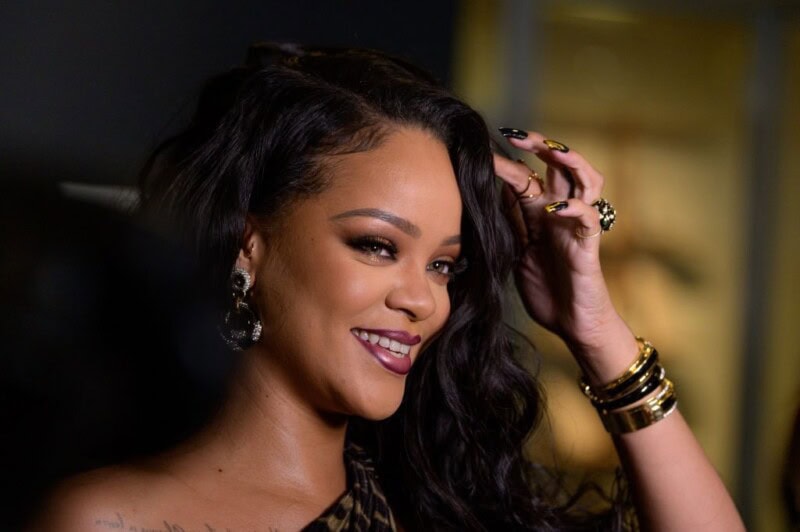 Rihanna proves, yet again, that she is the ultimate queen