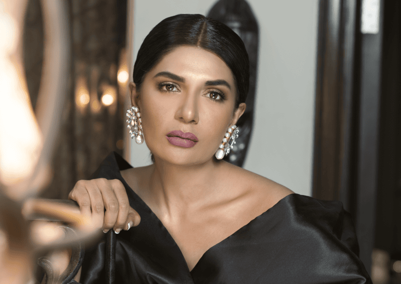 Iffat Omar asks Pakistani artists to talk about ‘nepotism in your own backyard’