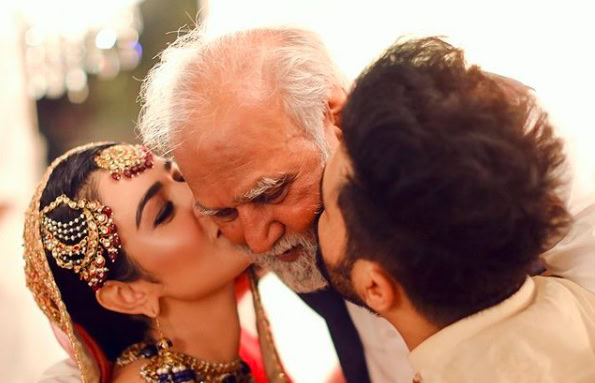 Sarah Khan’s father passes away