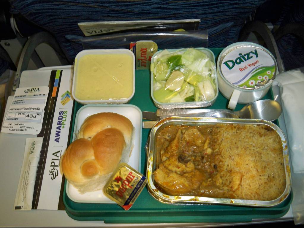 PIA inflight meal