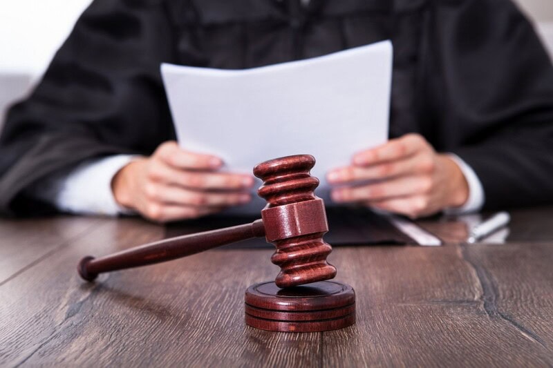 Saudi court fines woman 50,000 riyals for advising friend to leave husband