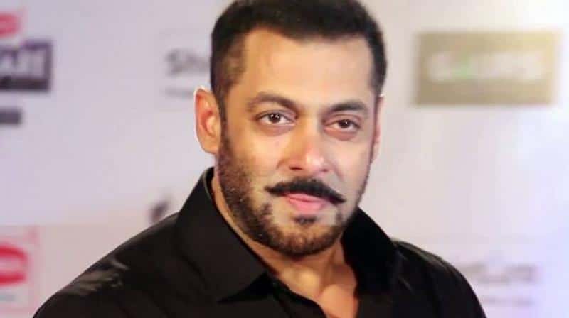 Salman Khan cries while revealing favours done by Boney Kapoor and Suniel Shetty