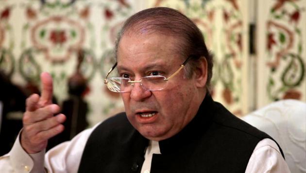 Government blames Nawaz Sharif for PM Khan's phone hacking