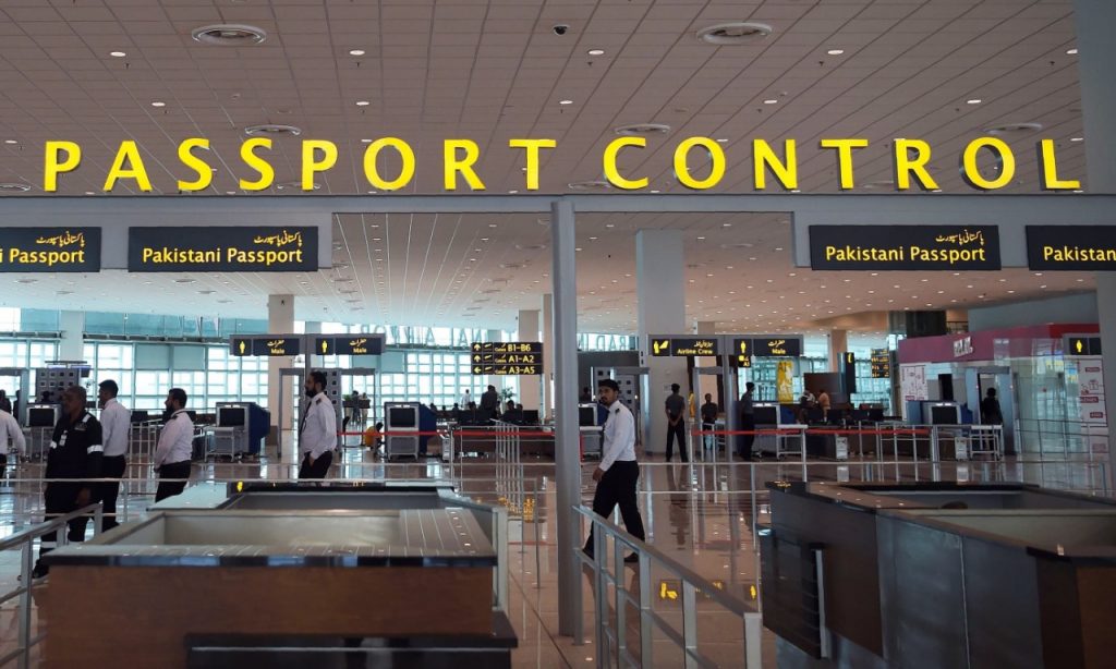 Pakistan responds to UK's concerns amid Red List travel ban