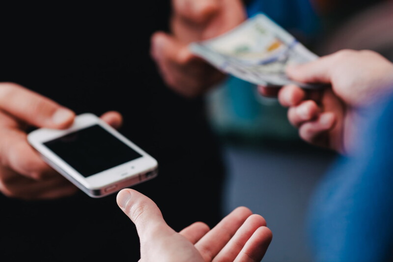 Teenager sells young wife to 55-year-old man to buy smartphone