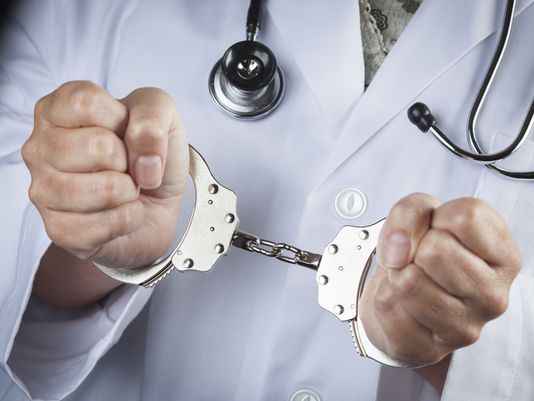 FIA arrests doctor for making objectionable videos of nurses, lady doctors