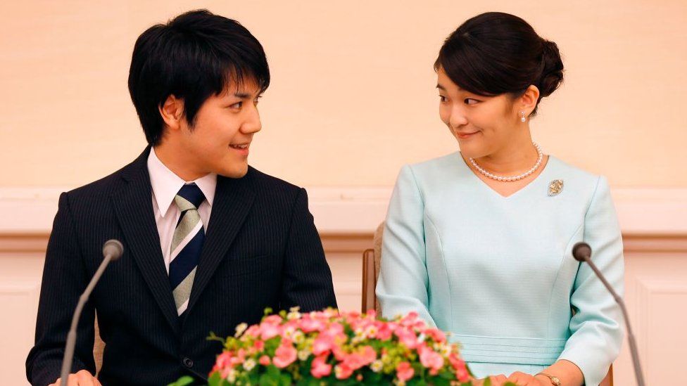 Japanese princess to marry commoner boyfriend despite dispute