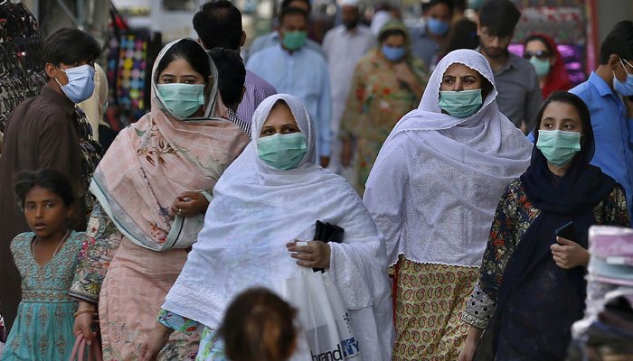 Pakistan records highest number of Covid-19 cases since the pandemic began