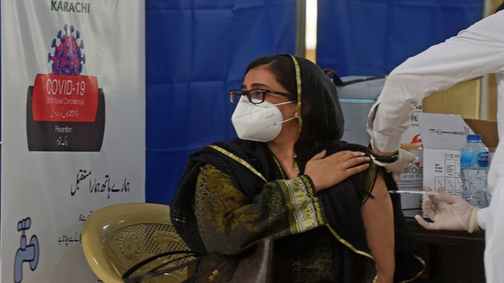 Door-to-door vaccination for women to start as Omicron spreads in Karachi