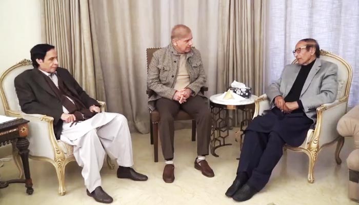 Shehbaz visits Chaudhry brothers after 14 years