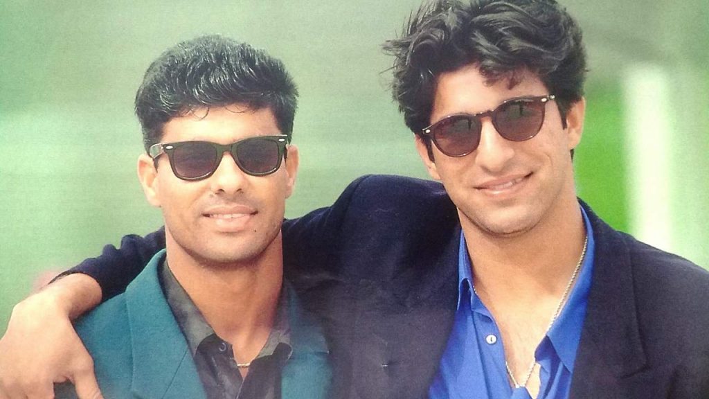 Wasim Akram thanks Waqar Younis after induction to PCB Hall of Fame
