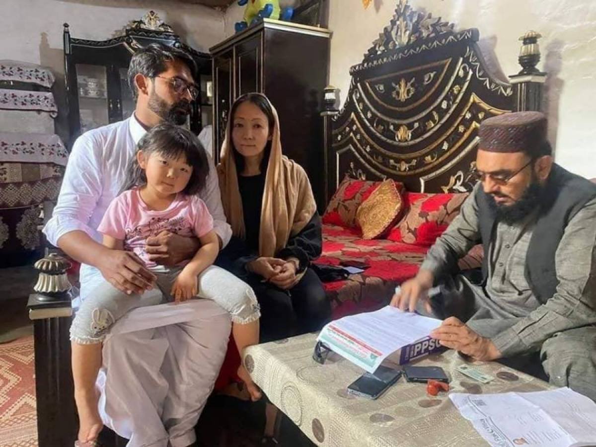 Japanese woman comes to Pakistan to marry fourth time with a man from Sargodha