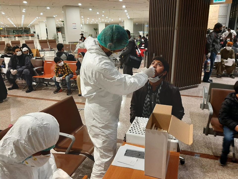 Pakistan to do rapid antigen tests for flights from the Gulf