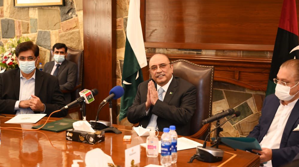 Zardari vs Nawaz on elections: rift already?