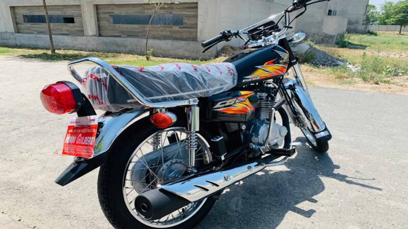 Motorcycle dealers reportedly demanding Rs40,000 extra for instant delivery of Honda CG125