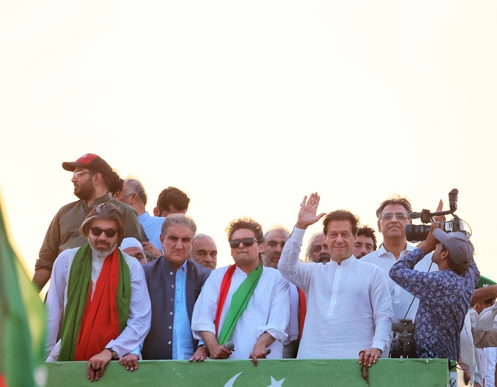 'Our people had pistols': Khan admits PTI workers had weapons in Azadi March
