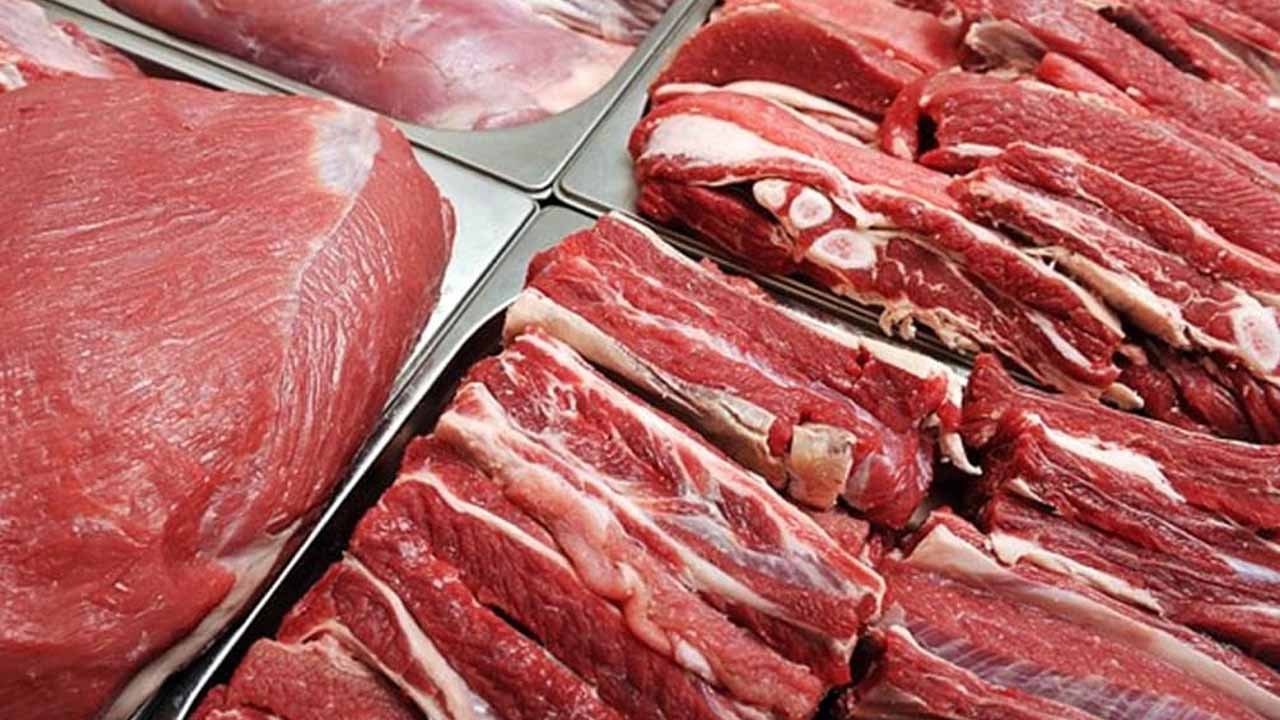 Punjab Food Authority burns 200 kg dead meat in Lahore
