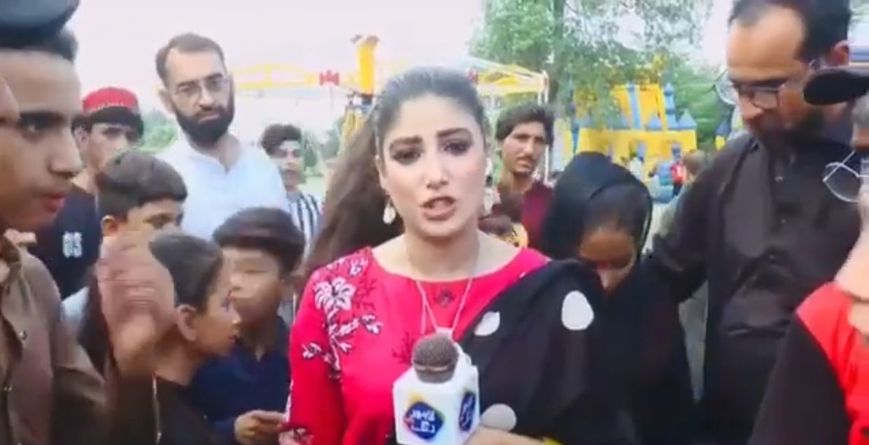 Journalist slaps boy during live coverage, later justifies