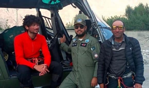 Pak army rescues mountaineers Shehroze and Fazal