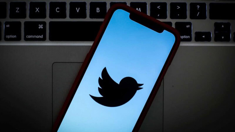 Twitter back online following major outage that logged out thousands of users