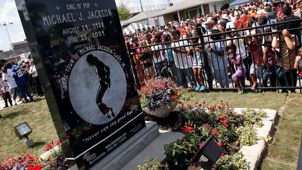 Michael Jackson's popularity endures, even after new scandal - ABC News