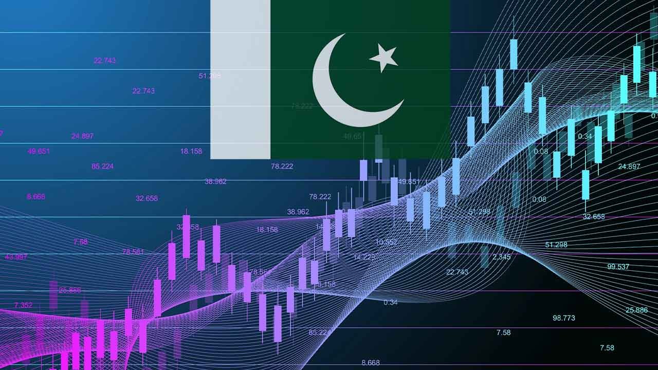 PSX surpasses 43,000-mark as IMF tranche inches closer