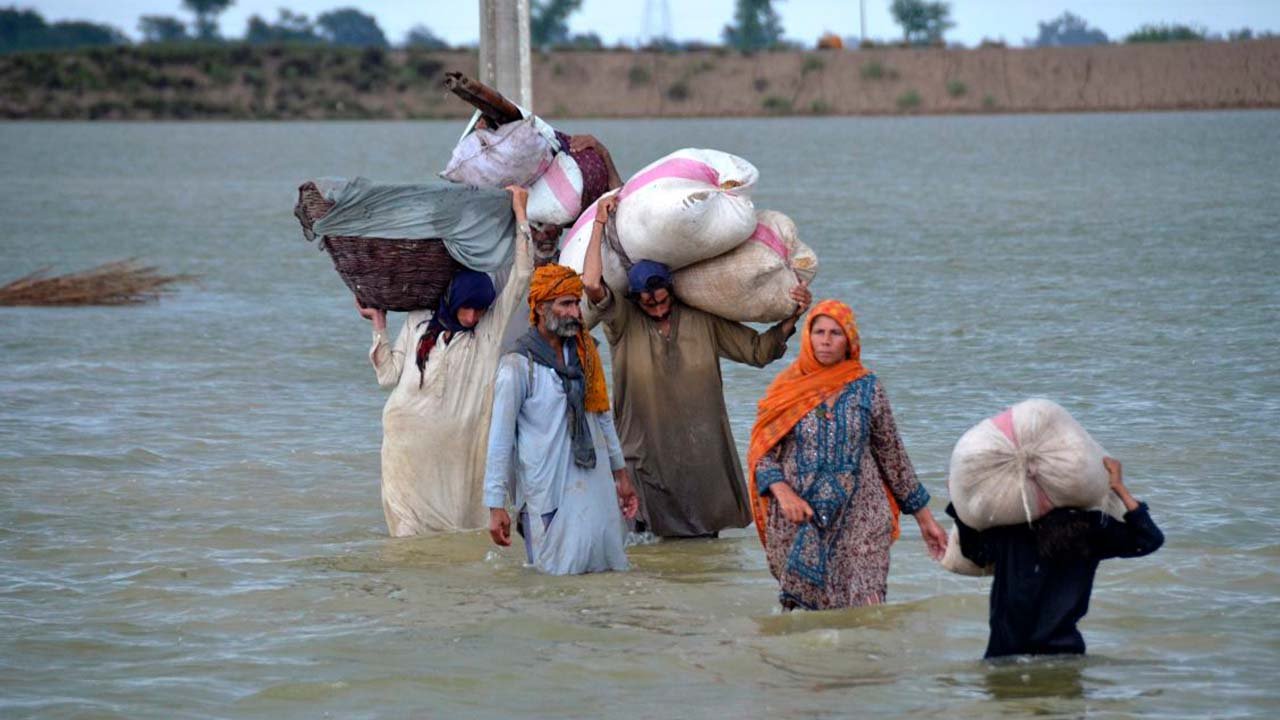 What caused Pakistan’s greatest flood in a decade?