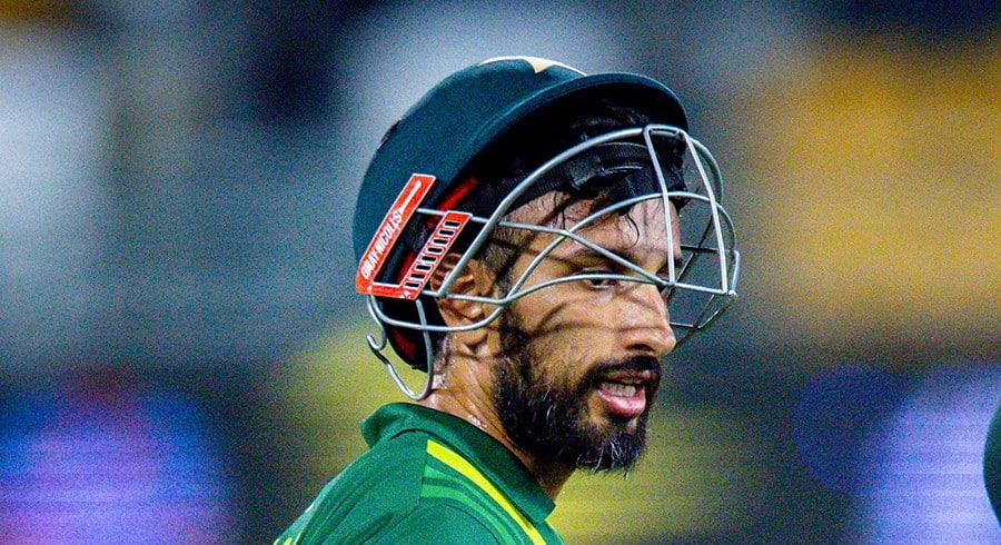 Shan Masood sustains head injury during practice session in Australia