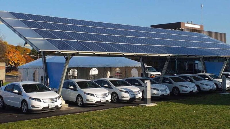 Govt plans to promote electric vehicles, establish charging infrastructure: PM Shehbaz