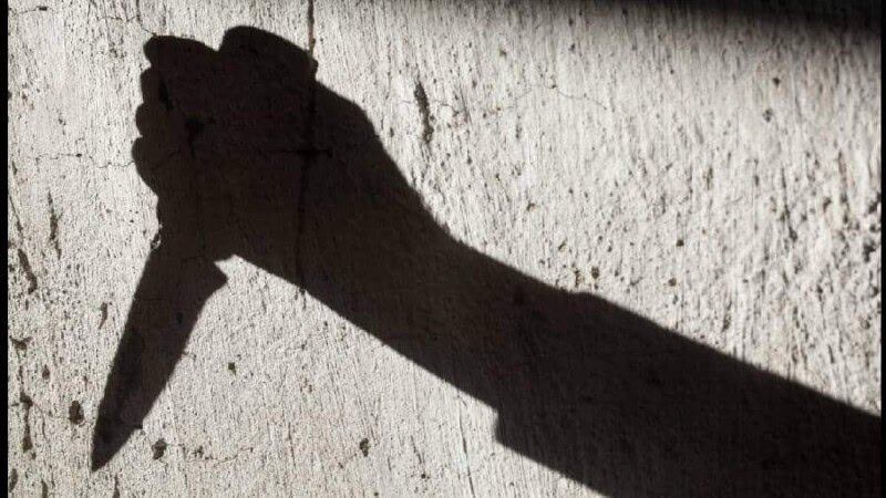 Husband slaughters wife and three daughters in Karachi before attempting suicide