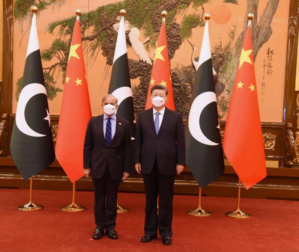 China to continue supporting Pakistan's financial situation