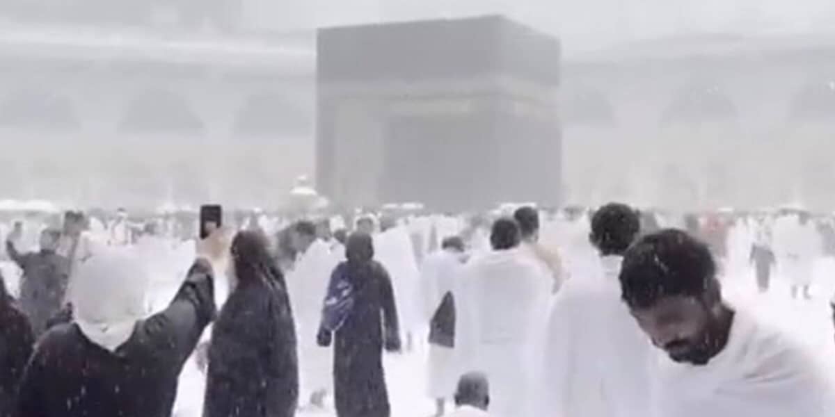 Snowfall Makkah