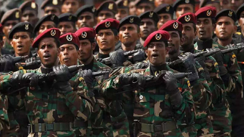 Sri Lanka to reduce army by a third as financial crunch tightens
