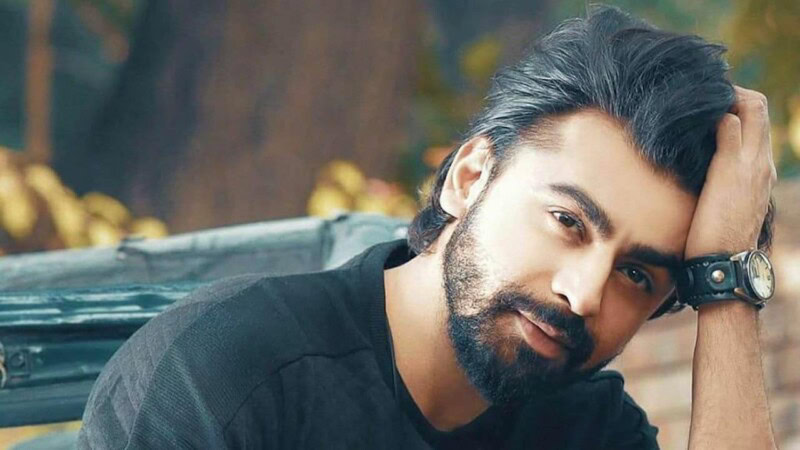 ‘Stop spinning the truth’: social media users are furious with Farhan Saeed after he defended attending Hum Awards during floods