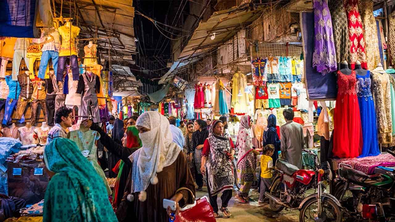 pakistani traders