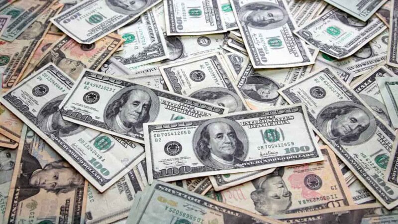 Pakistan’s economic stability remains fragile despite increase in forex reserves