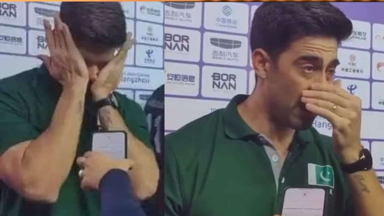 What made Pakistan volleyball team's Brazilian coach burst into tears?