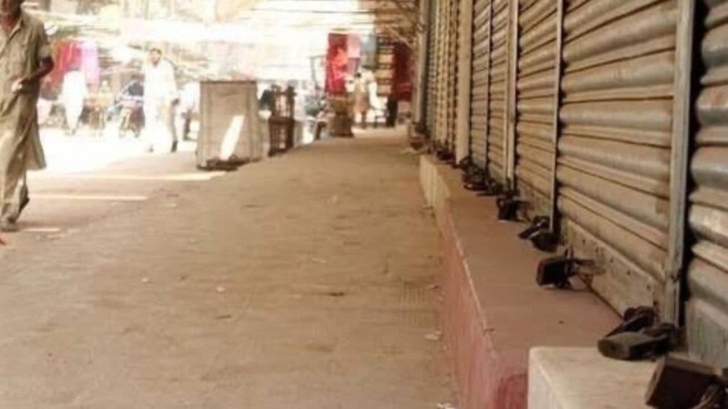 Commerce minister warns of financial loss over proposed early market closure
