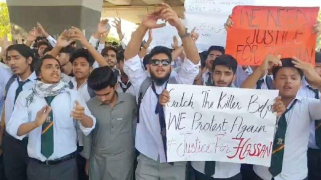 Peshawar students protest after schoolmate shot dead by robbers