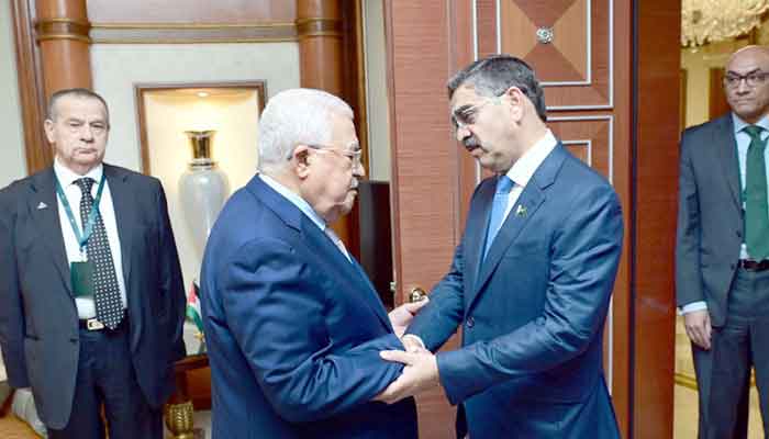 PM Kakar offers solidarity to Palestinian president after meeting