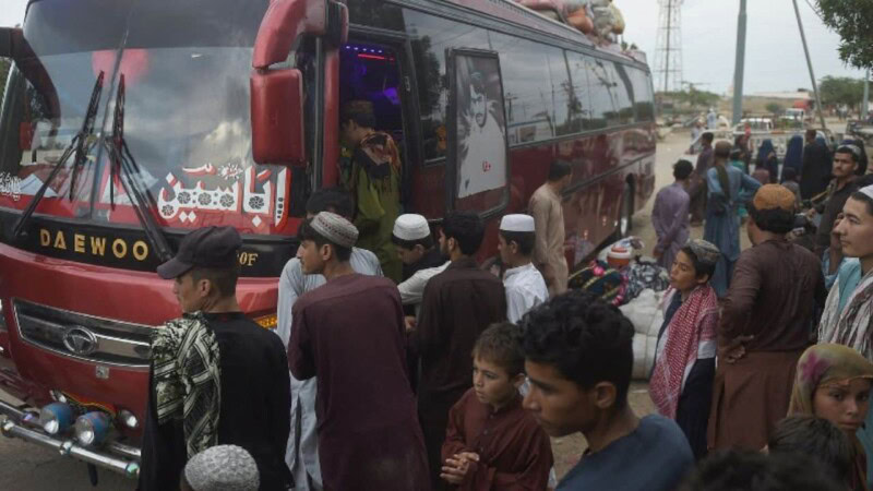 ‘Afghan-looking’ Pakistanis taken to holding centres for deportation, says Aurat March