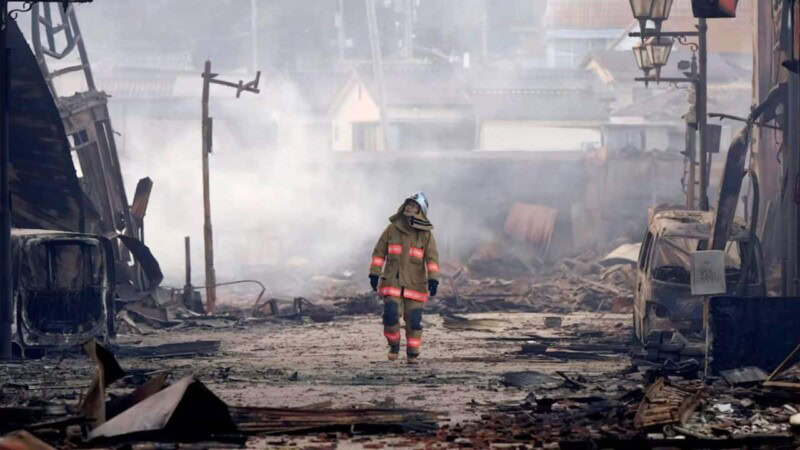Japan quake toll rises to 62 as weather hampers rescuers