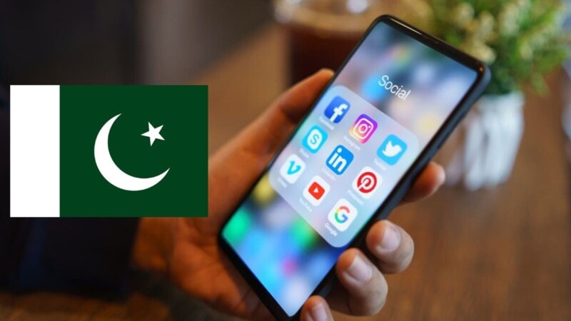 Social media services once again down in Pakistan
