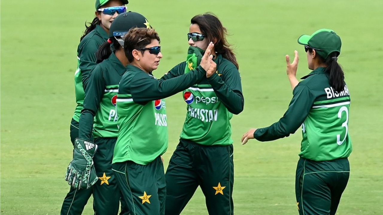 Women cricketers