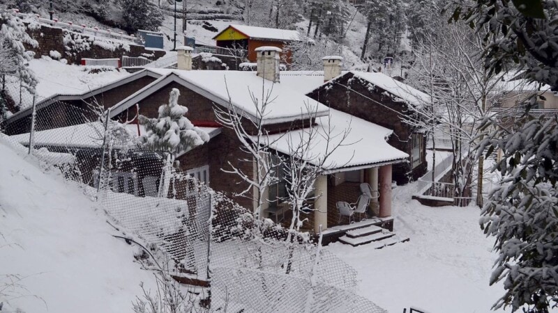 Late winters turn northern areas into snowland