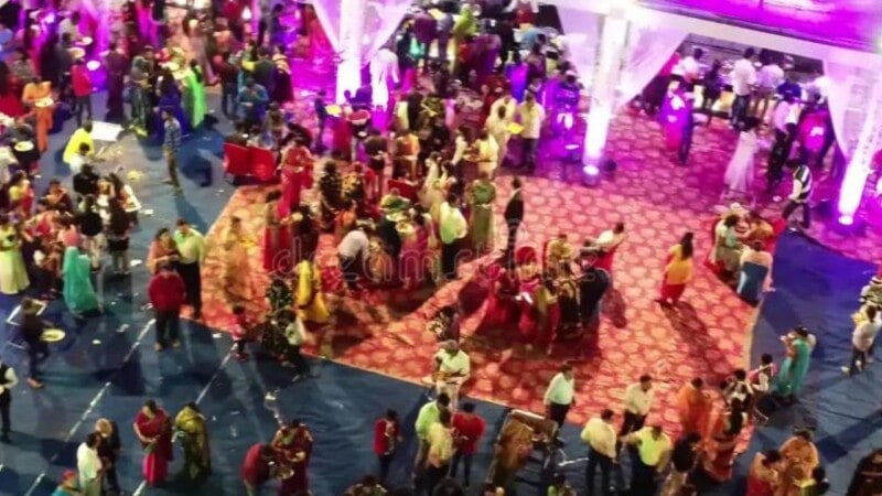 Guests in Indian wedding given the most unique gifts