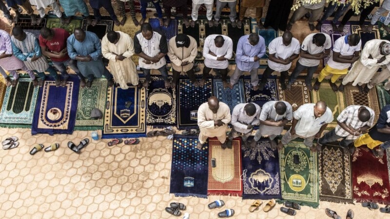 Attack on mosque in Burkina Faso kills dozens during fajar